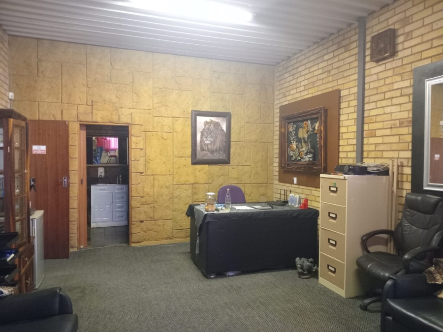  Bedroom Property for Sale in Hoopstad Free State